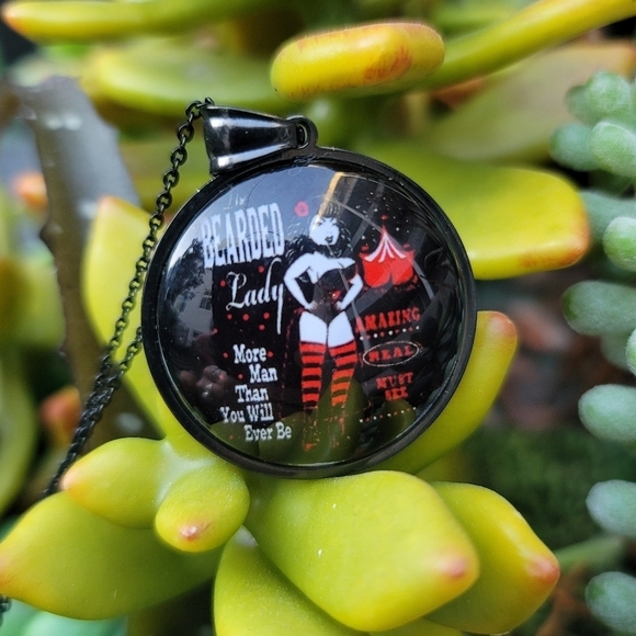 Bearded Lady ✦ Circus Pendant Necklace ✦ Stainless Steel Vintage Freakshow Art - Picture 2 of 6